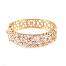 exquisite shimmering thick gold bracelet
